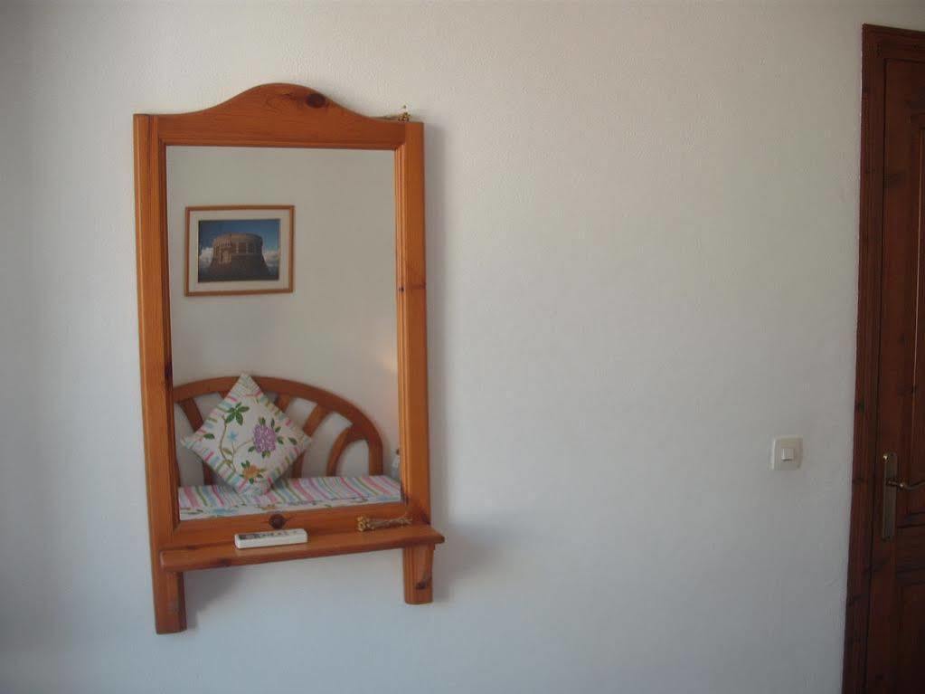 Apartamentos Gabriel Sans Fornells  Extérieur photo