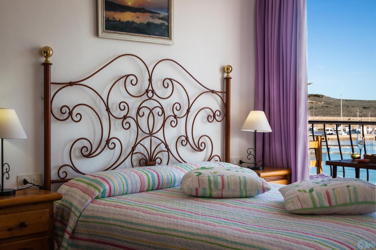 Apartamentos Gabriel Sans Fornells  Extérieur photo